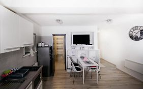 Apartment Zelus